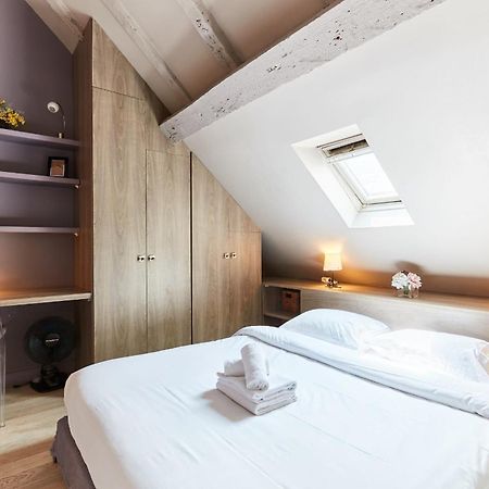 Place Des Vosges - 1Br With Balcony - Cityapartmentstay Paris Extérieur photo