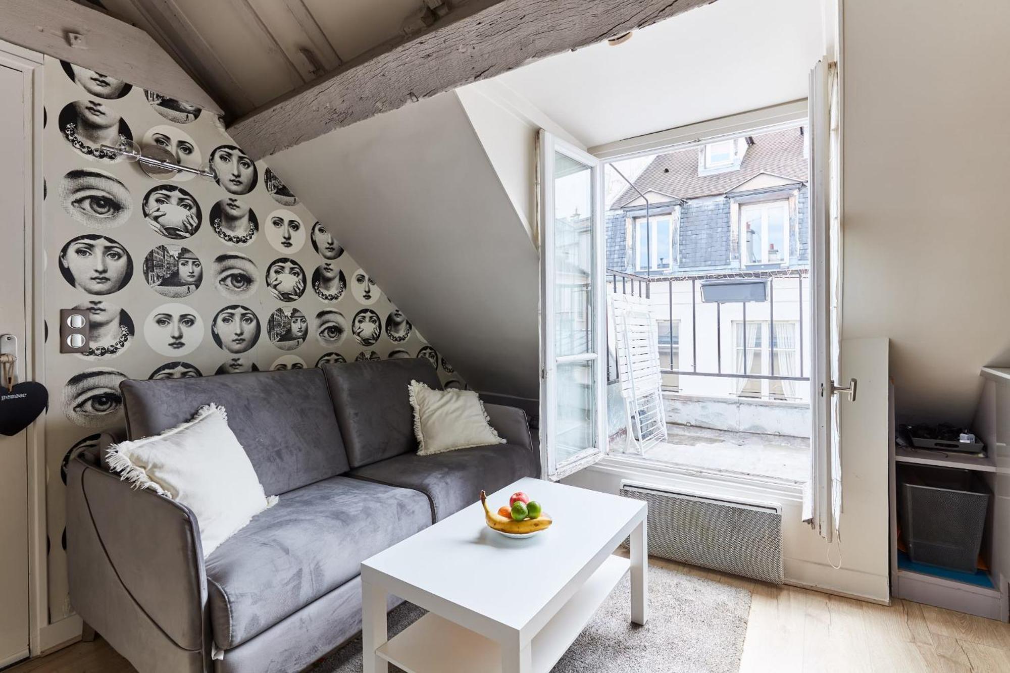 Place Des Vosges - 1Br With Balcony - Cityapartmentstay Paris Extérieur photo