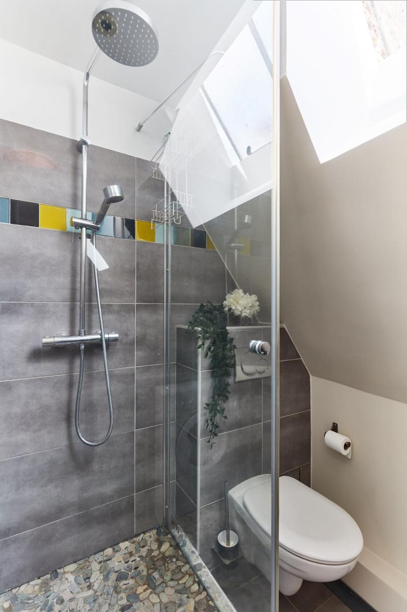 Place Des Vosges - 1Br With Balcony - Cityapartmentstay Paris Extérieur photo